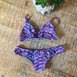 Midori Bikini in Dragonfruit